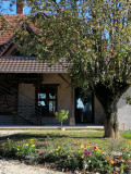 La Grange à outeaux, entrée salle à manger