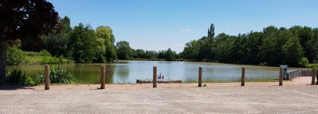 etangs-et-clochers-13-etang-mervans-ville-de-saint-germain-du-bois-209075