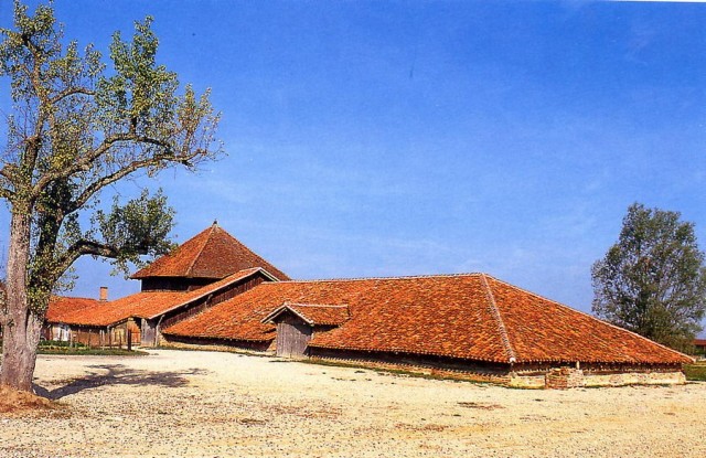 tuilerie-varennes-saint-sauveur-179887