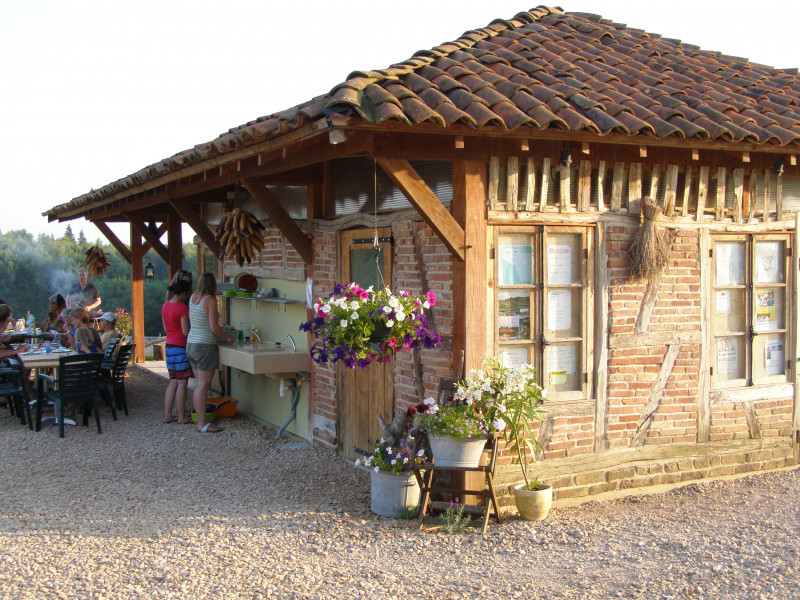 Accueil Camping Terre Ferme