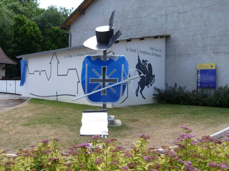 Sainte-Croix-en-Bresse, le village de Madame d'Artagnan - © Association d'Artagnan Sainte-Croix-en-Bresse, le village de Madame d'Artagnan