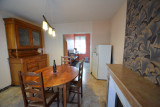 salle à manger ouverte sur cuisine