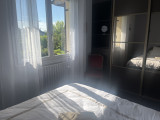 Chambre grand lit