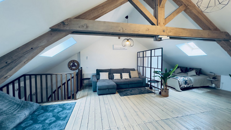 2-eme-etage-Iris-vue-salon-2IMG-2107-topaz-sharpen-denoise - locaposte