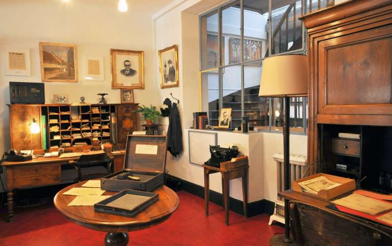 L'Atelier d'un Journal - Amédée De Almeida